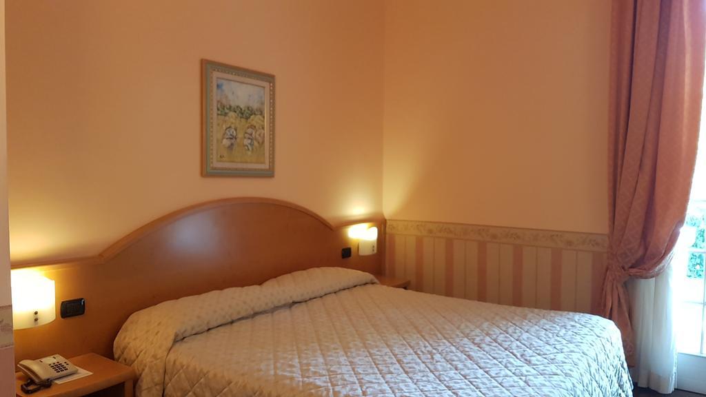 Hotel Gardenia & Villa Charme Adults Friendly 4Star Service Bardolino Exterior photo