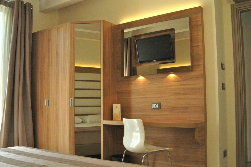 Hotel Gardenia & Villa Charme Adults Friendly 4Star Service Bardolino Room photo